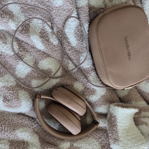 Brown/Sand Beats X Kim Wireless Headphones - Picture 2 of 5